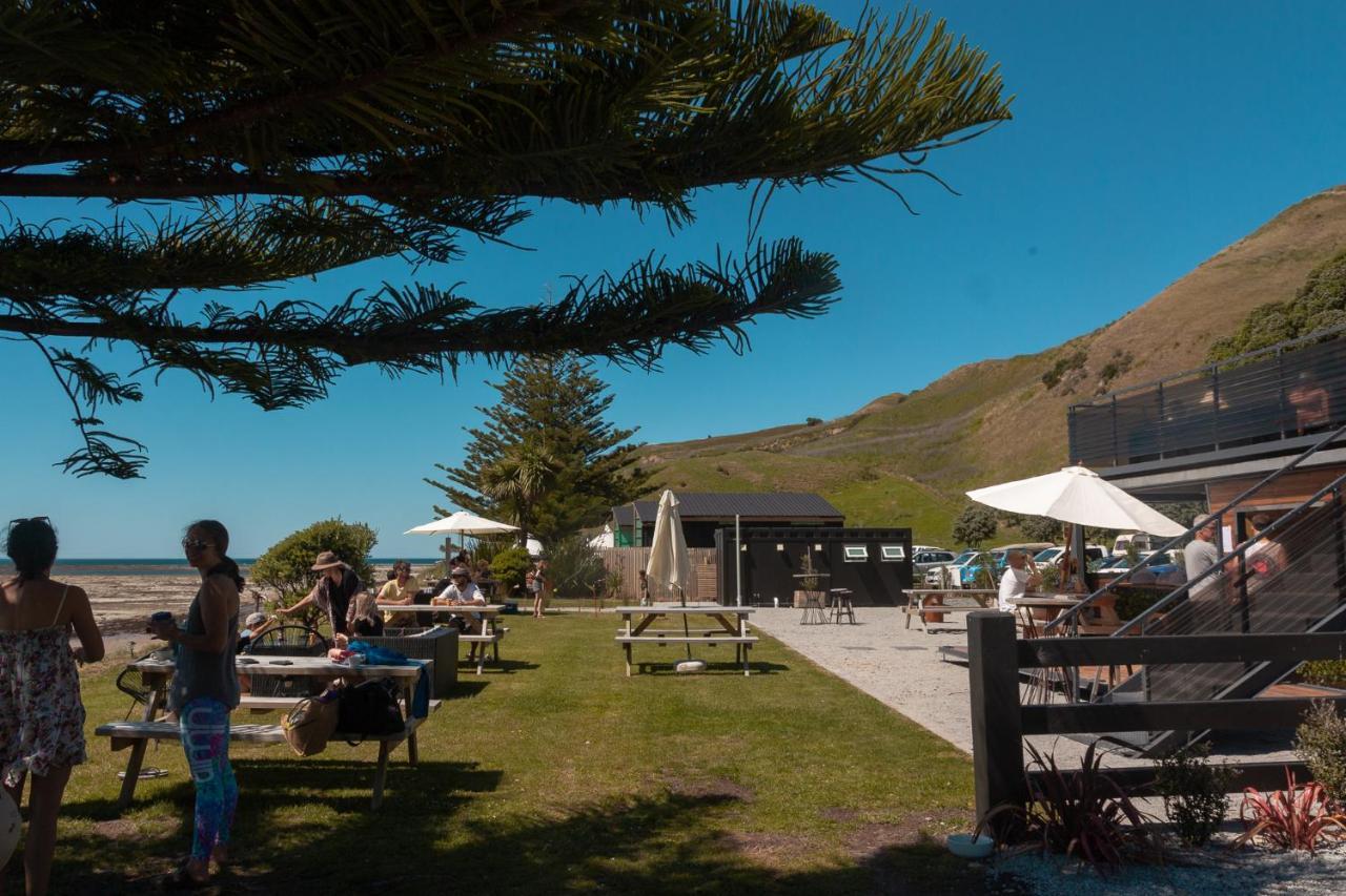 Tatapouri Bay Hotel Gisborne Buitenkant foto