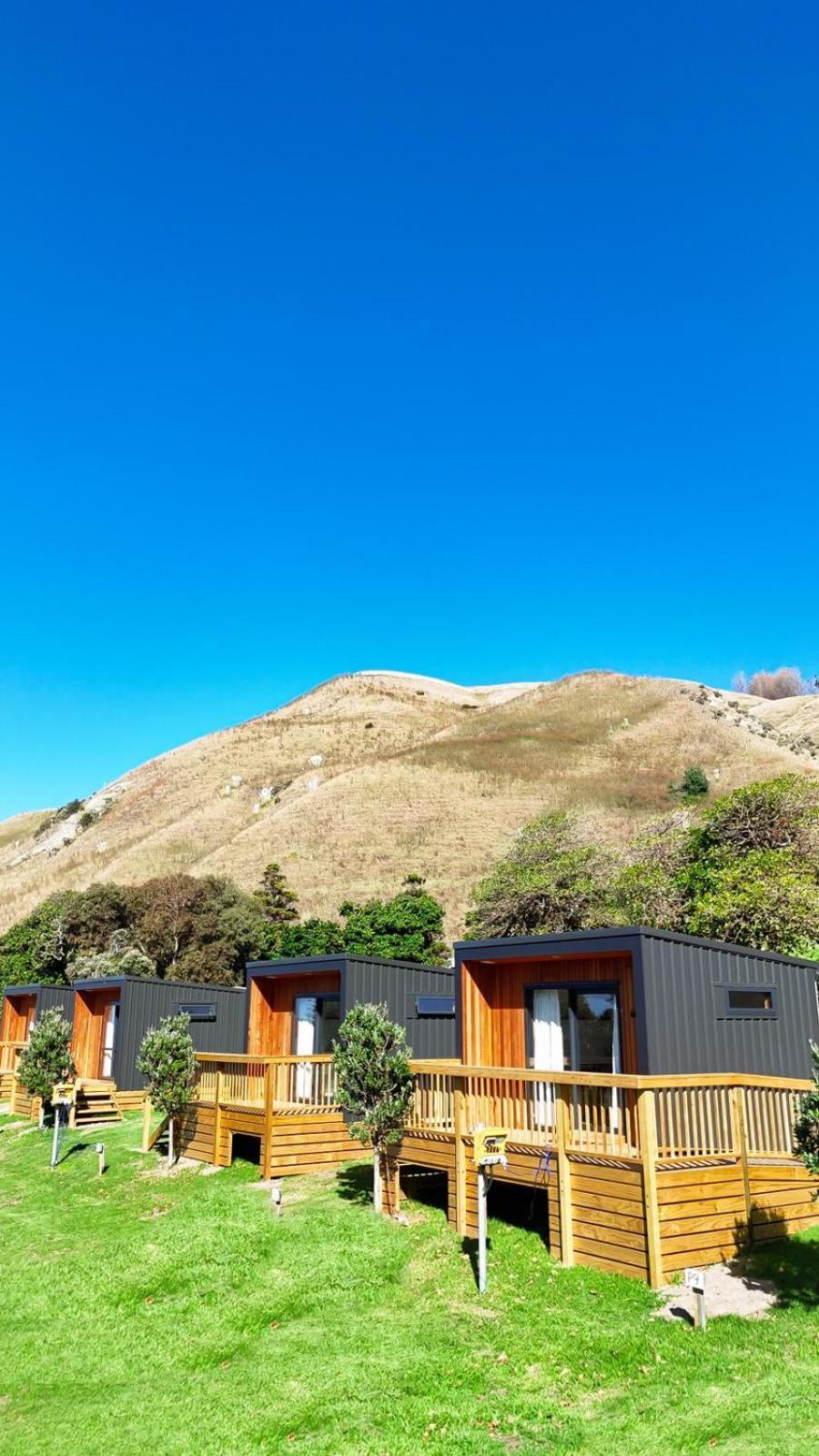 Tatapouri Bay Hotel Gisborne Buitenkant foto