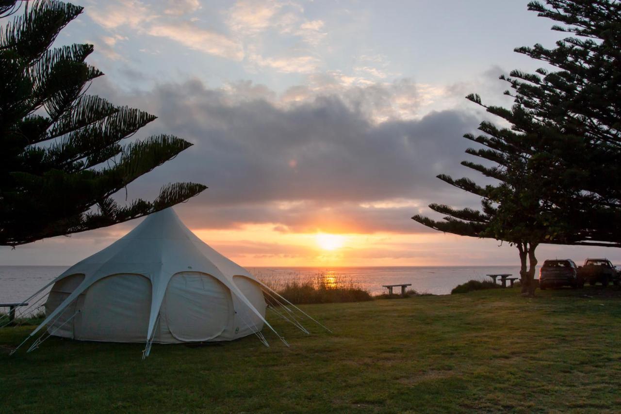 Tatapouri Bay Hotel Gisborne Buitenkant foto